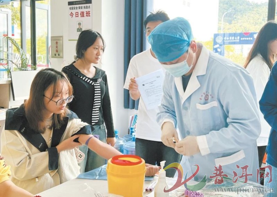 普洱市“三献”宣传月系列活动走进高校